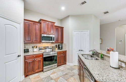 Greenville House | Private Yard & Grill: Greenville Vacation Rental