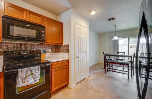 Fort Worth House | Private Yard & Patio: Fort Worth Family Home
