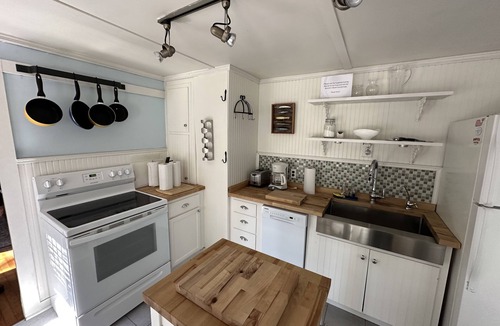 Westerly Cottage | Privately Located Beach Cottage Getaway