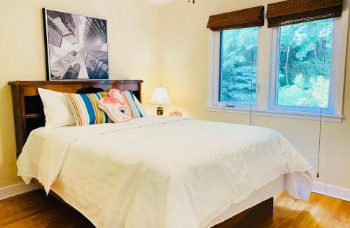 Dartmouth Hotel | PrivateSuit