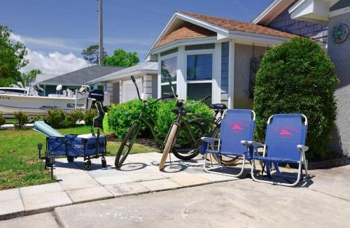 Jacksonville Beach House | PrivateTropical Oasis in Jax Beach