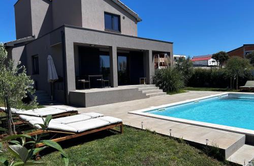 Sikici Villa | Prive Polai Villa