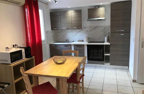 Gares Apartment | Privilège Hôtel & Apparts Eurociel Centre Comédie