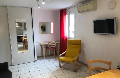 Gares Apartment | Privilège Hôtel & Apparts Eurociel Centre Comédie
