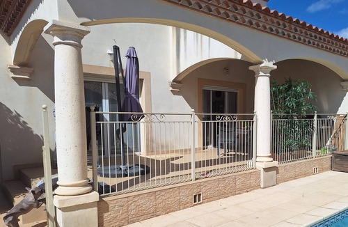 Mauguio Villa | Proche de la mer Villa Avec Piscine Dans Village Idéal Pour les Familles