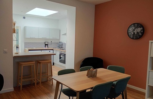 Faches-Thumesnil House | proche de Lille, Maison 5 Chambres avec Jardin