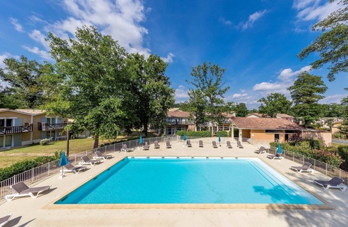 Barbaste Apartment | Proche du cours de golf + piscines sur place !