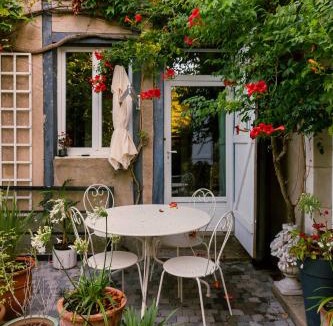 Souligne-sous-Ballon Bed & Breakfast | proche du Mans chambre cosy dans maison petit déj