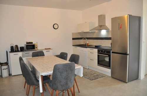 La Ferte-sous-Jouarre Apartment | Proche Gare & Marne avec jardin