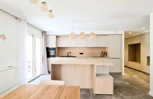 Annecy-le-Vieux Apartment | Proche Lac