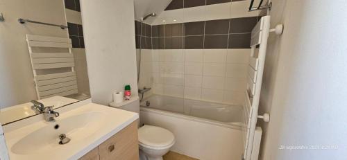 Queven House | Proche Lorient Maison - Piscine- Golf