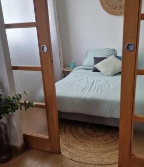 Les Mureaux Apartment | Proche Paris - Appart plein Centre & Gare