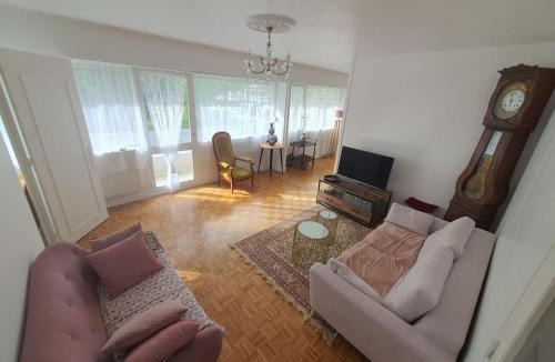 Marly-le-Roi Apartment | Proche Paris-Château Versailles-St Germain