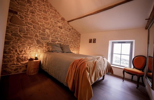 Mauleon House | Proche PuyDuFou - Gite Maison La Roulière