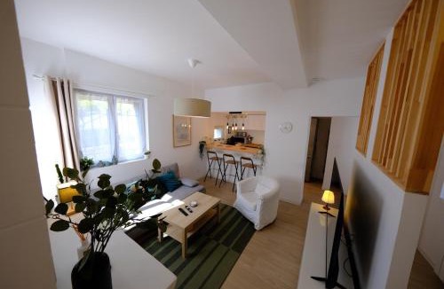 Deville-les-Rouen Apartment | Proche Rouen - Magnifique T4 - 3 chambres
