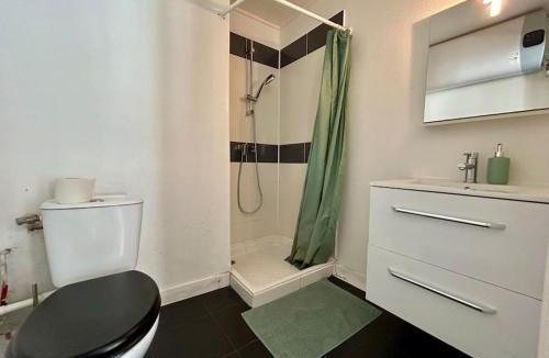 Montereau-Fault-Yonne Apartment | Proche Seine - Studio - 2 pers