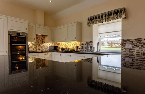 Westhill House | Proctor's Cottage Sum