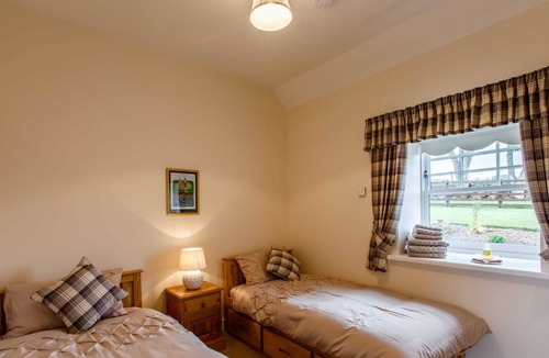 Westhill House | Proctor's Cottage Sum