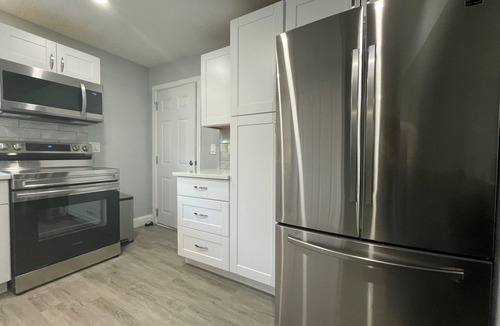 Worcester Apartment | Professional 2BD Condo close to Hospitals| HBHS