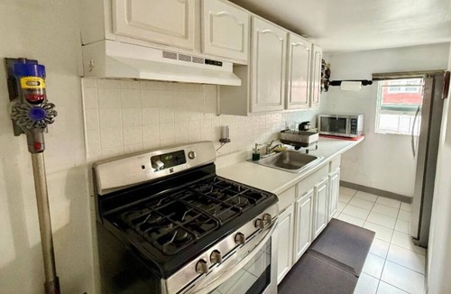 Upper Darby House | Professional & Student-Friendly 20 min from Philly