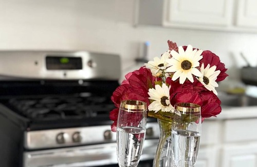 Upper Darby House | Professional & Student-Friendly 20 min from Philly