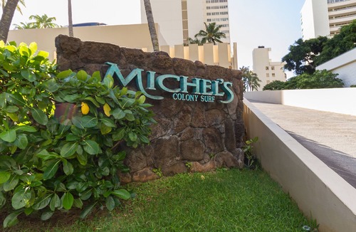 Diamond Head - Kapahulu - St. Louis Condo | Professionally Decorated, Beachfront, Double Unit on the 18th floor.