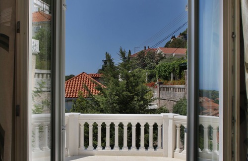 Ploce House | Professionally managed 5-bedroom villa in gorgeous Dubrovnik with a pool