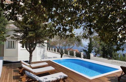 Ploce House | Professionally managed 5-bedroom villa in gorgeous Dubrovnik with a pool