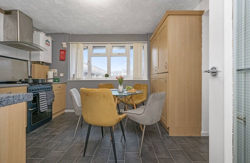 Central Milton Keynes Apartment | Professionals & Contractors Welcome 2 BR Central MK Free Parking