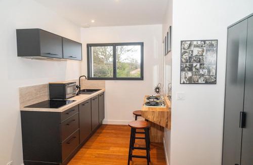 Vertou Apartment | Projecteur sur ma bulle - Studio Projection privée