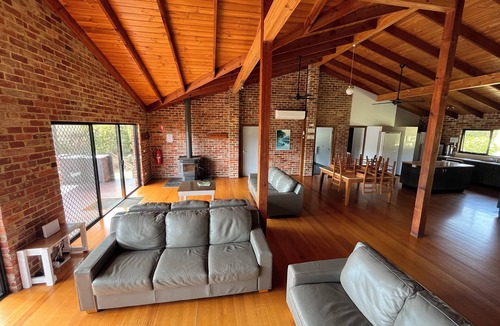 Fish Creek Cabin | Prom Coast Holiday Lodge