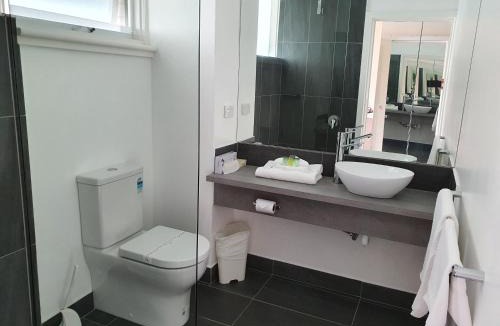 Foster Cabin | Prom Country Lodge