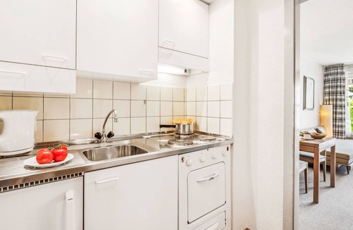 Arosa Apartment | Promenade Apt 003 by Interhome