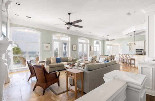 Seaspray House | Promenade by AvantStay | Beach Front Mansion w/Breathtaking Views & Pool!