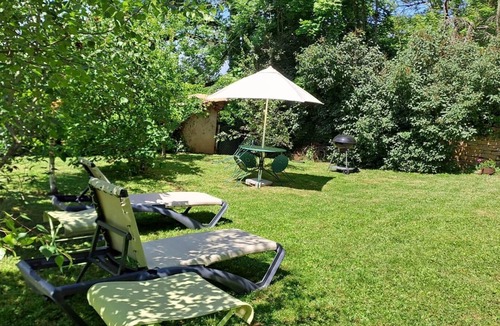 Coligny House | Promenade de Pinal - Coligny