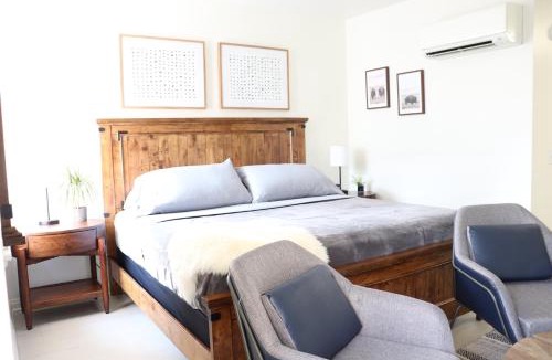 Downtown Apartment | Promenade Studio With Free Parking!