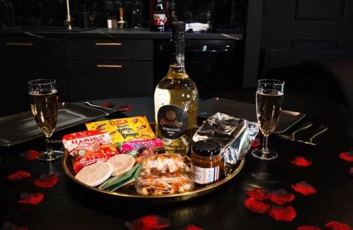 Hennebont Apartment | Promesse d'une nuit avec Balnéo privative