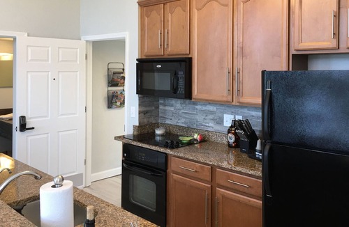 Osage Beach House | PROMO 5%WEEKLY/10%MONTHLY DISCOUNT Tan Tar A Margaritaville2 bedroom2 Bath house