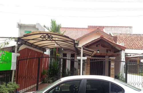 Bandung House | PROMO Sarimadu99 Full House capacity more than 9 personn