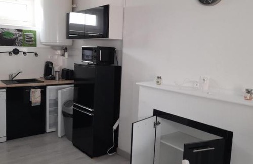 Courseulles-sur-Mer Apartment | Promo Studio Wi-Fi à Courseulles-sur-Mer au 1er étage