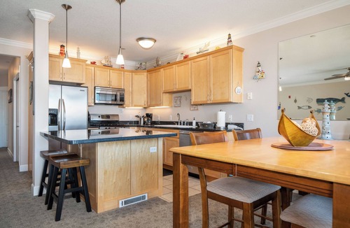 Lincoln City Condo | Promo! Third Floor Condo, Oceanfront, Private Hot Tub, Pool, and Free Wifi!