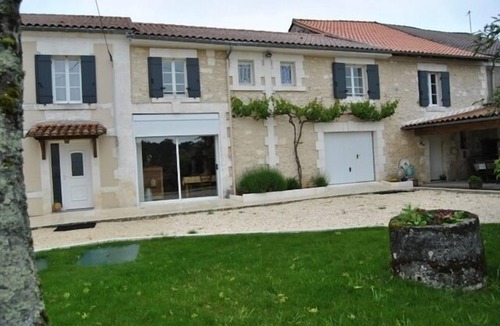 Leguillac-de-Cercles House | PROMOTION Quality accommodation