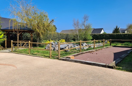 La Poterie-Cap-d'Antifer Villa | Property 5 *, Indoor heated pool and Sauna (Optional)