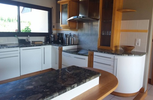 Santec House | PROPERTY 100 M FROM THE BEACH