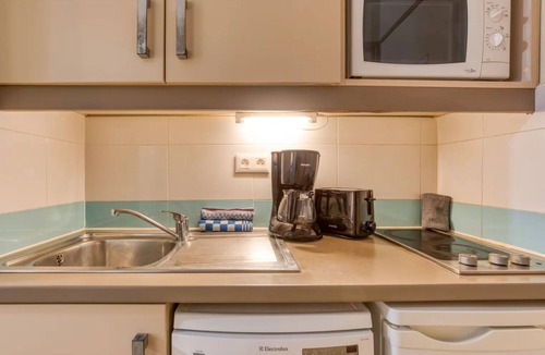 La Grande-Motte Resort | Property In A Holiday Village 'Murmure 23' with Wi-Fi