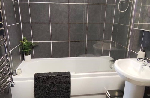 Cotham Apartment | Property Unavailable