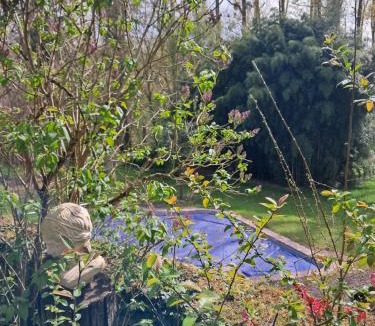 Estouy House | Propriété bucolique avec deux maisons, une piscine chauffée et un vaste verger
