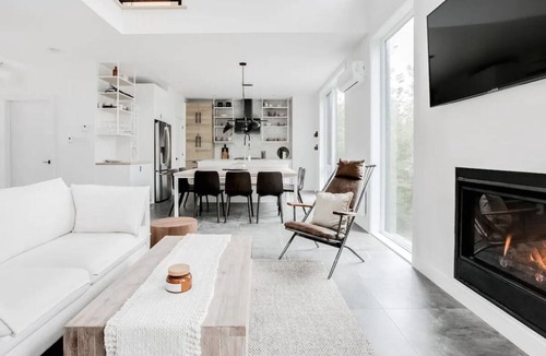 Morin Heights Ski Chalet | Propriété de luxe avec spa