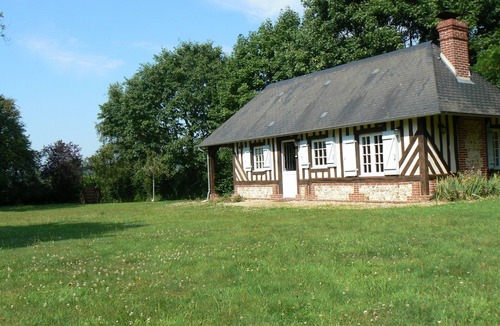 Blangy-le-Chateau House | Propriété au calme : 2 maisons d'habitation 1 maison avec salle de cinéma & jeux
