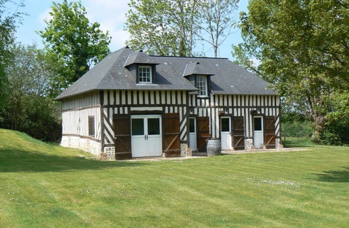 Blangy-le-Chateau House | Propriété au calme : 2 maisons d'habitation 1 maison avec salle de cinéma & jeux